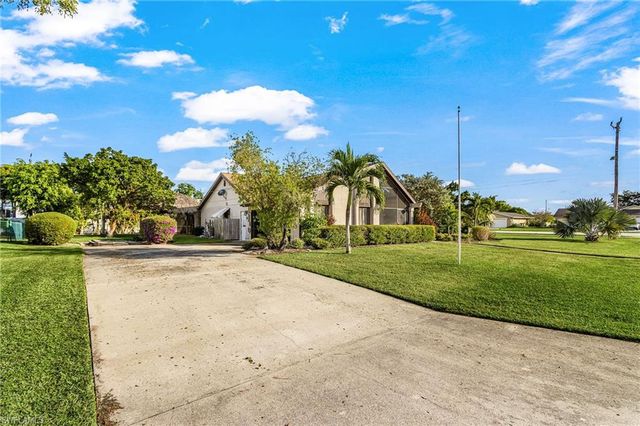 403 SW 34th ST, Cape Coral, FL 33914