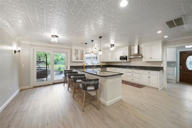 11306 Cedarwood Drive, Humble, TX 77338