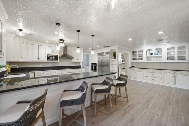 11306 Cedarwood Drive, Humble, TX 77338