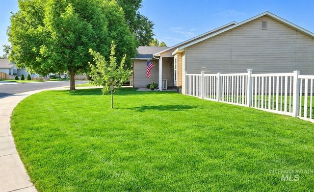 544 Knights Circle, Nampa, ID 83687
