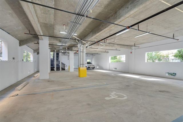 1037 NW 2nd St, Miami, FL 33128