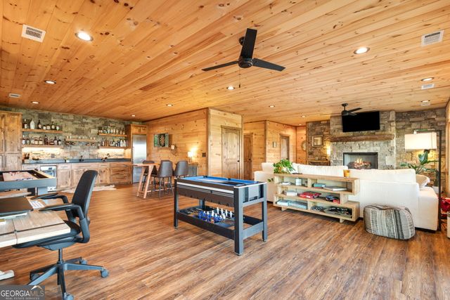 95 Upper Ridge Trail, Morganton, GA 30560