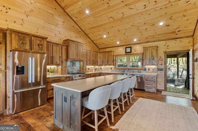 95 Upper Ridge Trail, Morganton, GA 30560