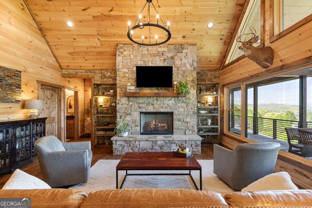 95 Upper Ridge Trail, Morganton, GA 30560