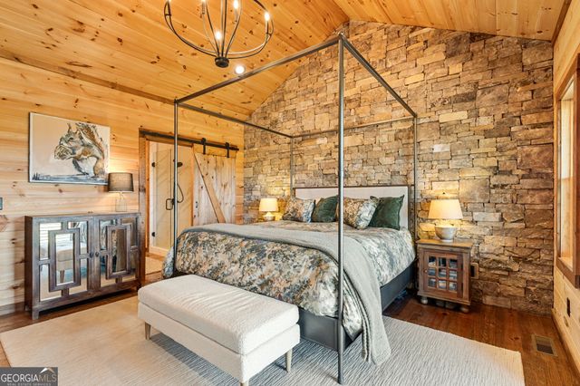 95 Upper Ridge Trail, Morganton, GA 30560