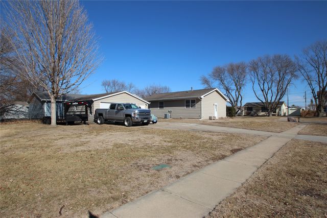 504 NW Linden Street, Ankeny, IA 50023