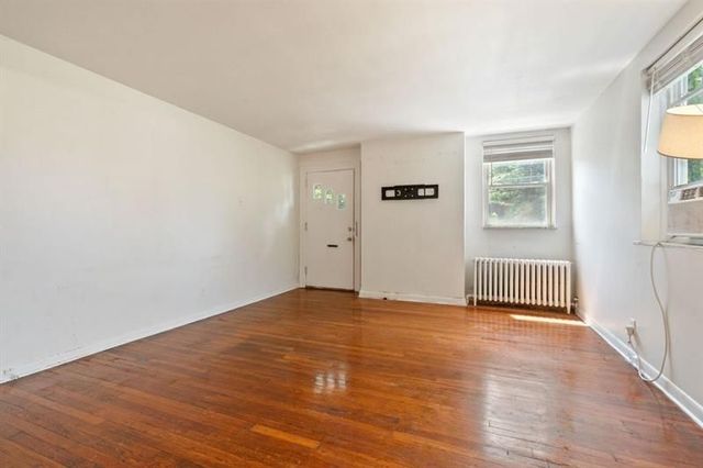 6383 Caton 1, Squirrel Hill, PA 15217