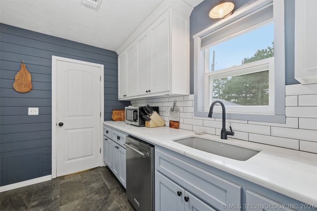 1294 Howell, Mcalester, OK 74501