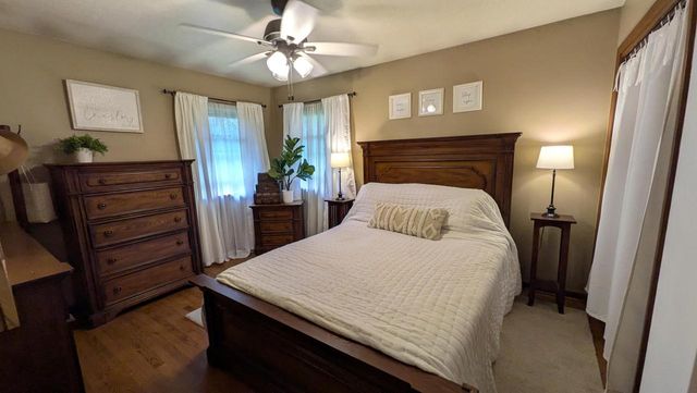 W170N9325 Woodlawn DRIVE, Menomonee Falls, WI 53051