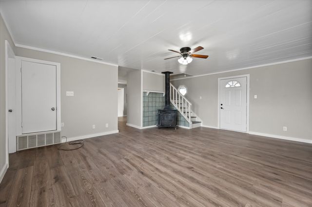 443 County Road 3799, Paradise, TX 76073