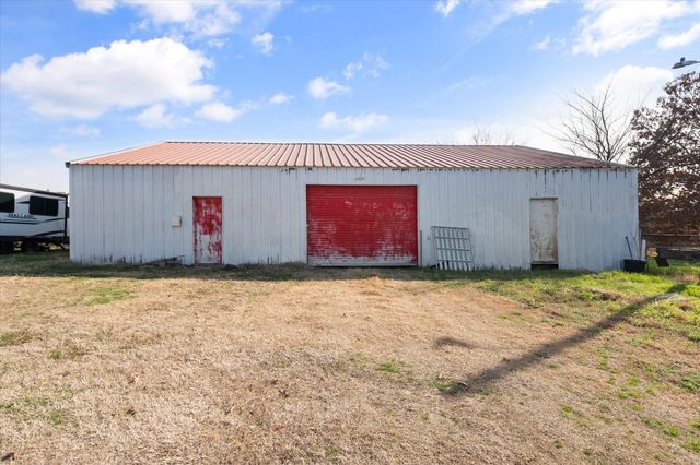 443 County Road 3799, Paradise, TX 76073
