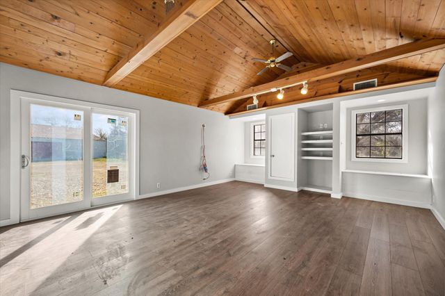 443 County Road 3799, Paradise, TX 76073