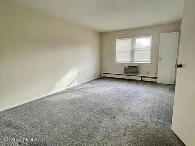 64 Manchester Court G, Freehold, NJ 07728