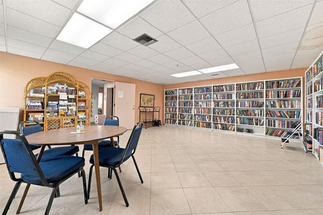 8353 CANDLEWOOD ROAD, Seminole, FL 33777