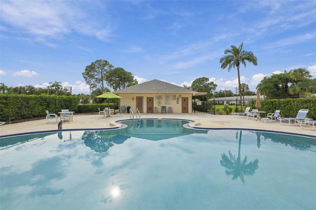 8353 CANDLEWOOD ROAD, Seminole, FL 33777