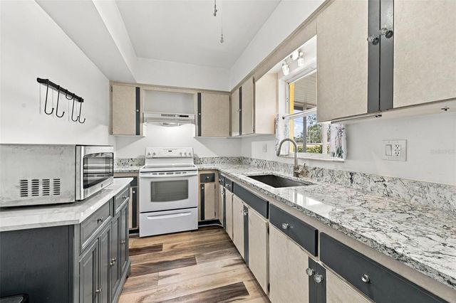 8353 CANDLEWOOD ROAD, Seminole, FL 33777
