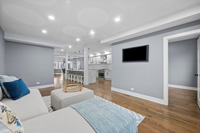 1531 Wenonah Avenue, Berwyn, IL 60402