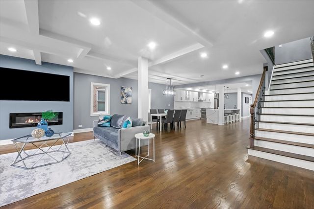 1531 Wenonah Avenue, Berwyn, IL 60402