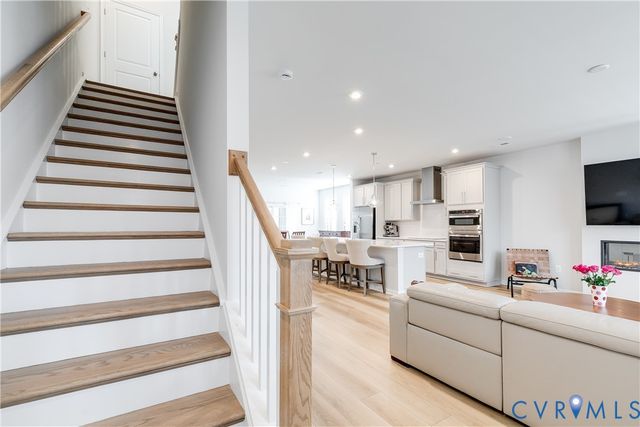 13248 Garland Ln, Midlothian, VA 23114