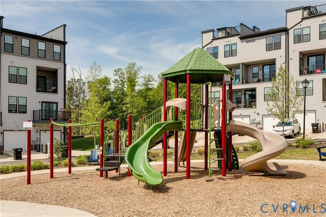 13248 Garland Ln, Midlothian, VA 23114