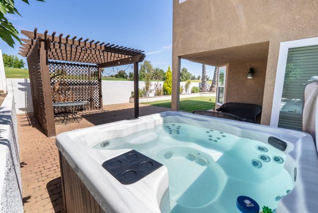 911 Saint Ann Drive, Paso Robles, CA 93446