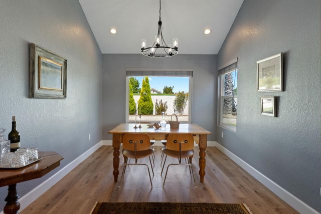 911 Saint Ann Drive, Paso Robles, CA 93446