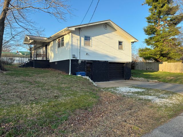 402 S 9th Street, Sarcoxie, MO 64862