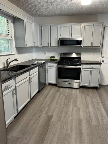 1796 Crestwood Drive NW, Acworth, GA 30102