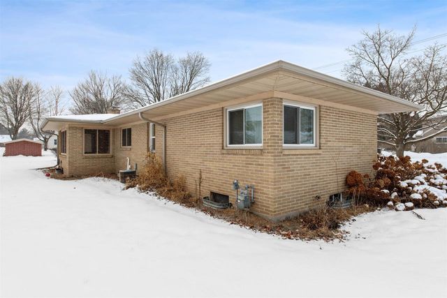 401 MCCAGG STREET, Peshtigo, WI 54157