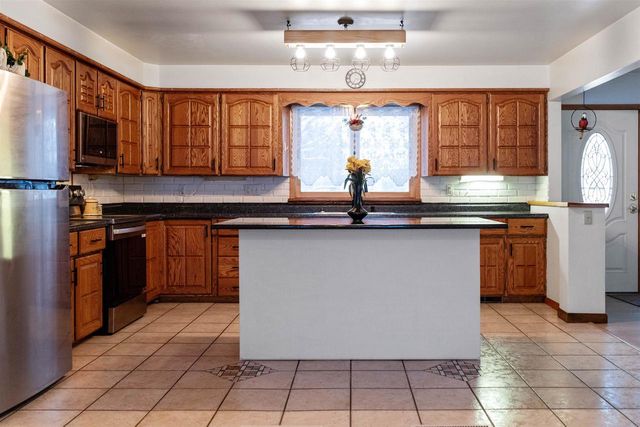 401 MCCAGG STREET, Peshtigo, WI 54157