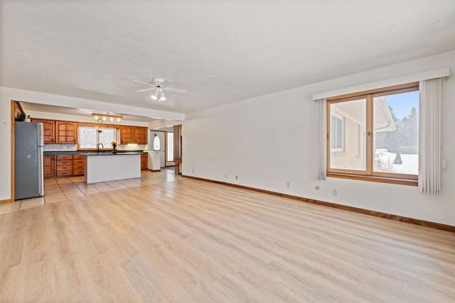 401 MCCAGG STREET, Peshtigo, WI 54157