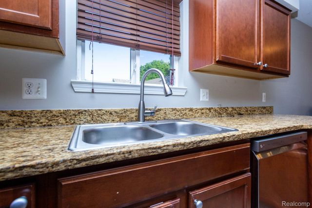 14386 Shadywood Drive, Sterling Heights, MI 48312