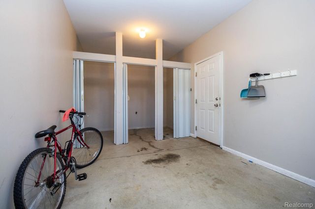 14386 Shadywood Drive, Sterling Heights, MI 48312