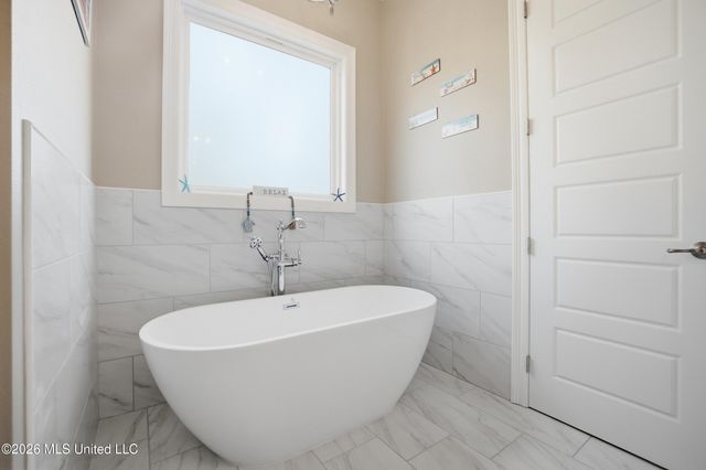 209 White Harbor Road, Long Beach, MS 39560