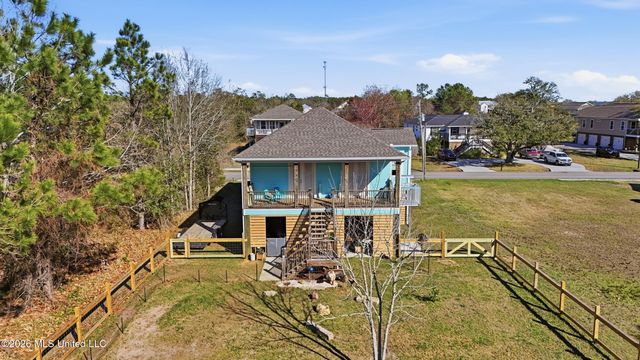 209 White Harbor Road, Long Beach, MS 39560