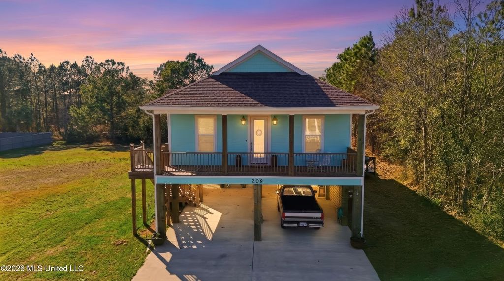 209 White Harbor Road, Long Beach, MS 39560
