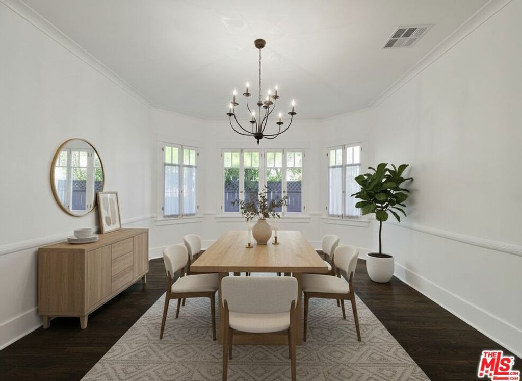 743 N Orange Drive, Los Angeles, CA 90038