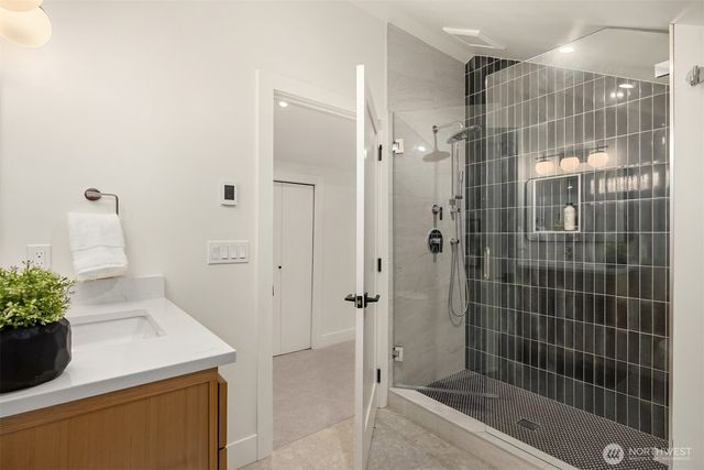 8355 Medway Lane NE, Bainbridge Island, WA 98110