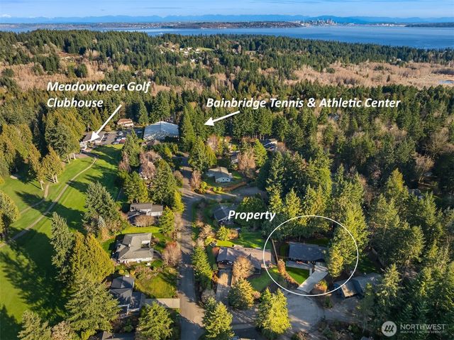 8355 Medway Lane NE, Bainbridge Island, WA 98110