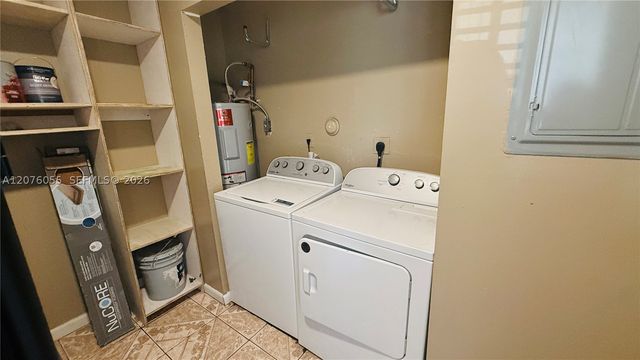 230 NW 7th Ave, Dania Beach, FL 33004