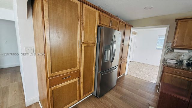 230 NW 7th Ave, Dania Beach, FL 33004