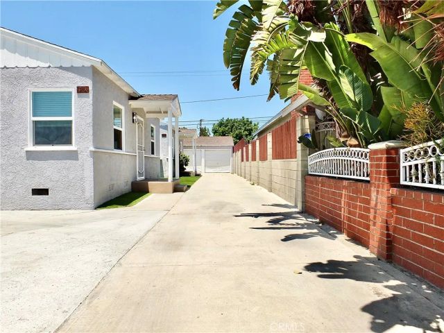 61 W Louise, Long Beach, CA 90805