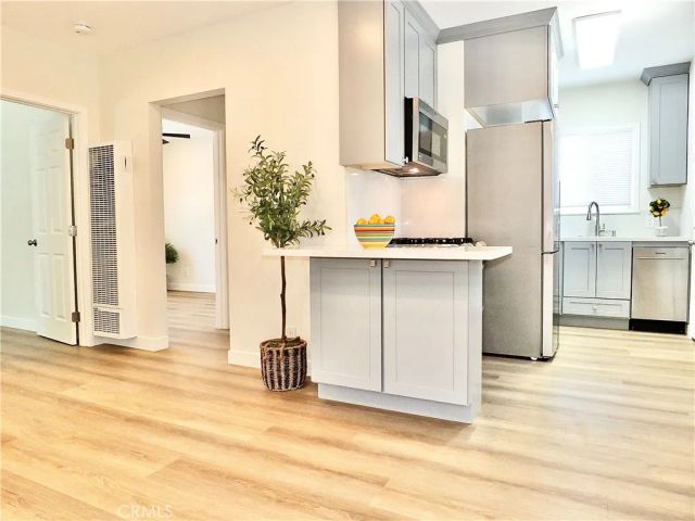 61 W Louise, Long Beach, CA 90805