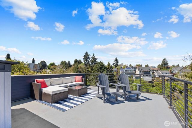 1729 41st Avenue SW, Seattle, WA 98116