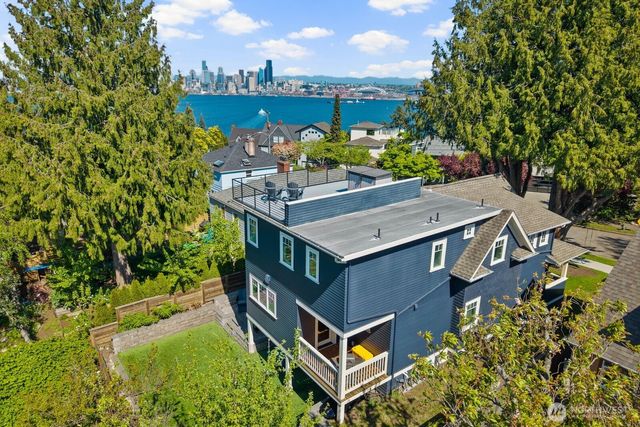 1729 41st Avenue SW, Seattle, WA 98116