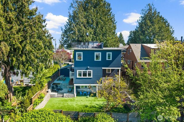 1729 41st Avenue SW, Seattle, WA 98116