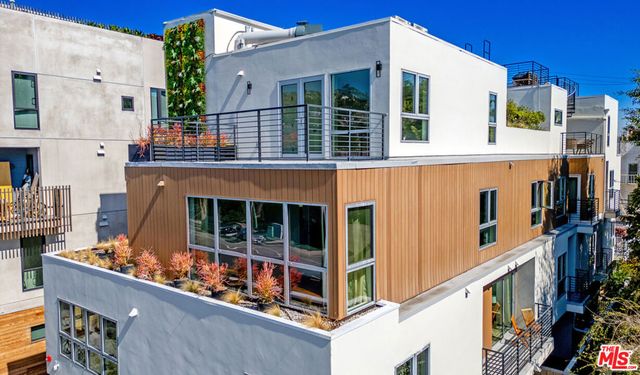 1236 N Fairfax Avenue 2, West Hollywood, CA 90046