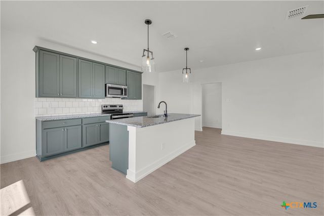 3715 Southern Catapala Drive, Killeen, TX 76542
