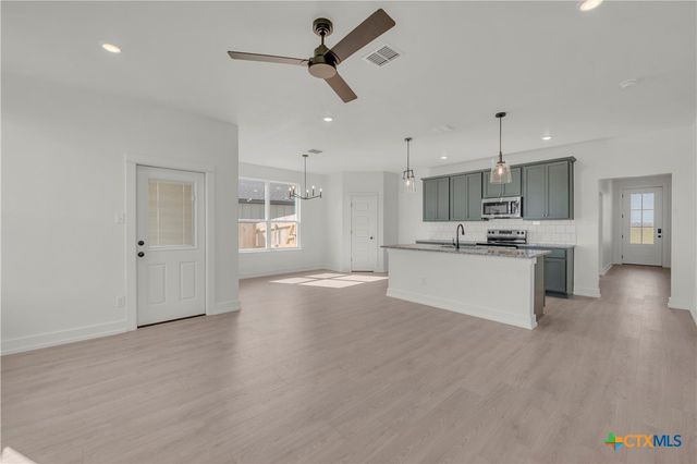 3715 Southern Catapala Drive, Killeen, TX 76542