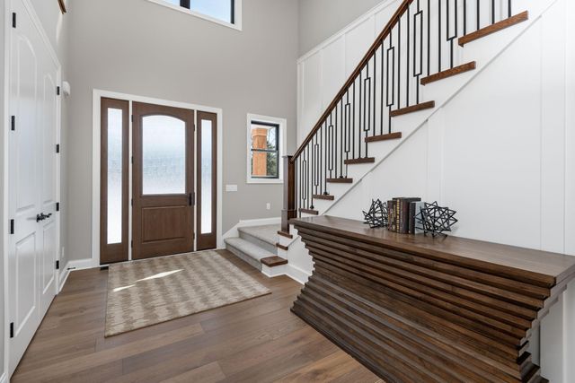 5034 Sparrow Road, Minnetonka, MN 55345